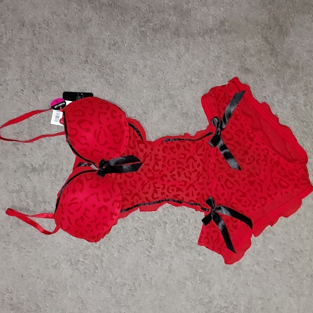 Red lingerie size s